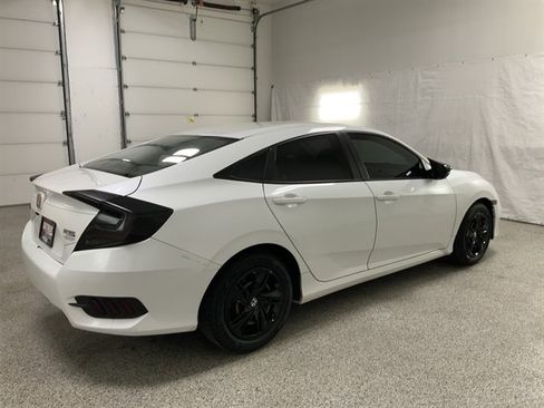Used 2019 Honda Civic LX image 5