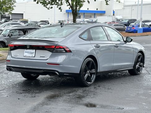 Used 2025 Honda Accord Sport image 10