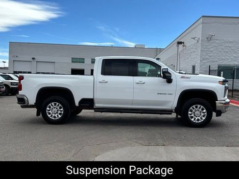 Used 2022 Chevrolet Silverado 2500 LTZ w/ Z71 Off-Road Package image 6