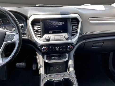 Used 2020 GMC Acadia SLT FWD image 6