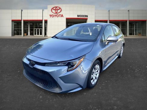 Used 2020 Toyota Corolla LE FWD image 1