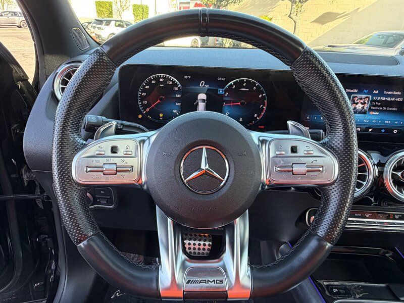 Used 2022 Mercedes-Benz GLA 35 AMG 4MATIC image 15