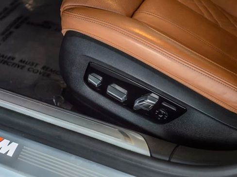 Used 2020 BMW 740i xDrive w/ M Sport Package image 40