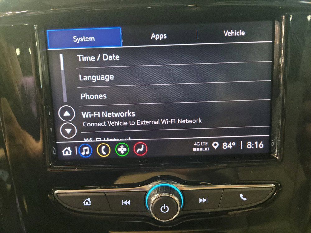 Used 2022 Chevrolet Traverse LS FWD image 25