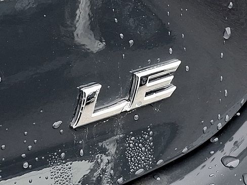 Used 2025 Toyota Camry LE FWD image 30