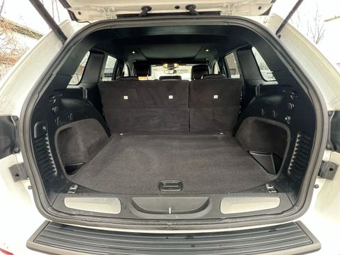 Used 2019 Jeep Grand Cherokee Limited X image 10