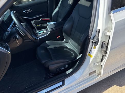 Used 2020 BMW 330i Sedan w/ Convenience Package image 11