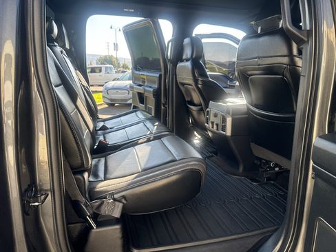 Used 2019 Ford F150 Raptor w/ Equipment Group 802A Luxury AWD/4WD image 19