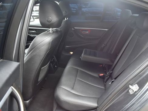 Used 2017 BMW 330i xDrive Sedan image 36