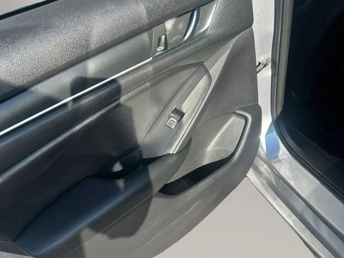 Used 2021 Honda Accord Sport image 28