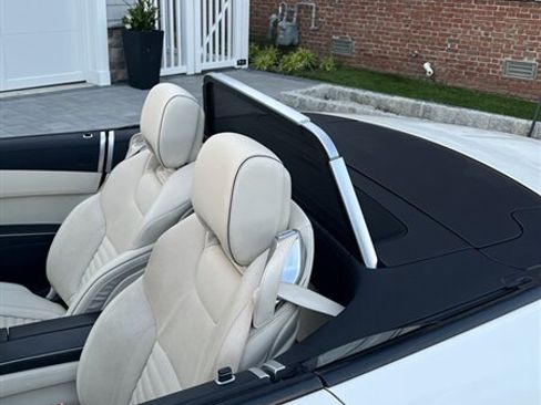 Used 2013 Mercedes-Benz SL 550 image 28