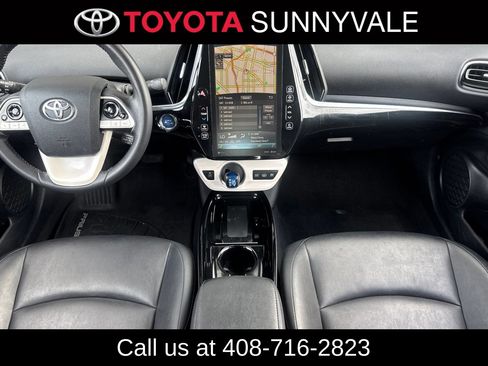 Used 2019 Toyota Prius Prime Premium FWD image 4