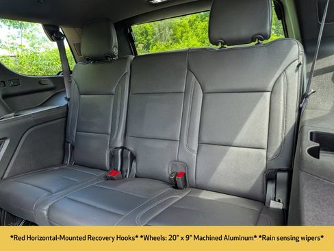 Used 2023 Chevrolet Tahoe Z71 w/ Luxury Package AWD/4WD image 26