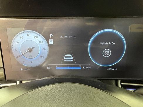Used 2024 Hyundai Elantra SEL FWD image 26