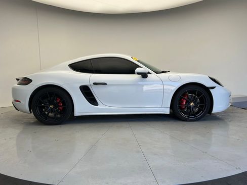 Certified 2018 Porsche 718 Cayman S image 24