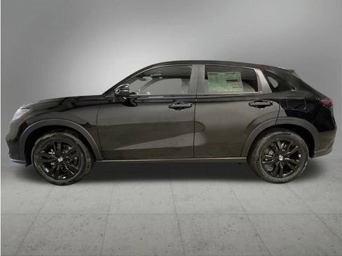 New 2026 Honda HR-V Sport image 2