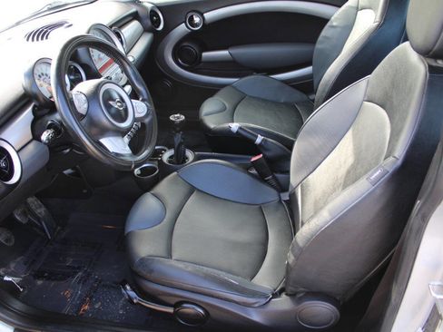 Used 2008 MINI Cooper Hardtop image 8