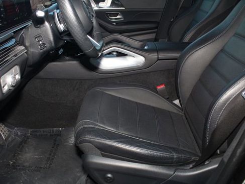 Used 2024 Mercedes-Benz GLS 450 4MATIC image 22