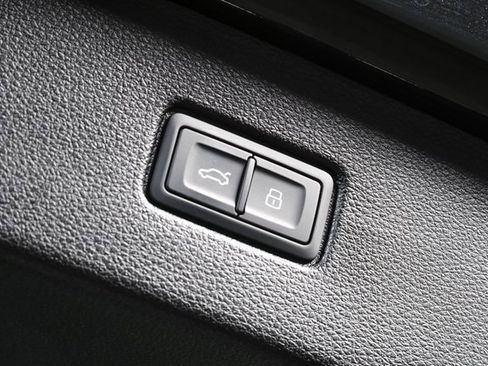 New 2026 Audi SQ7 Premium Plus image 30