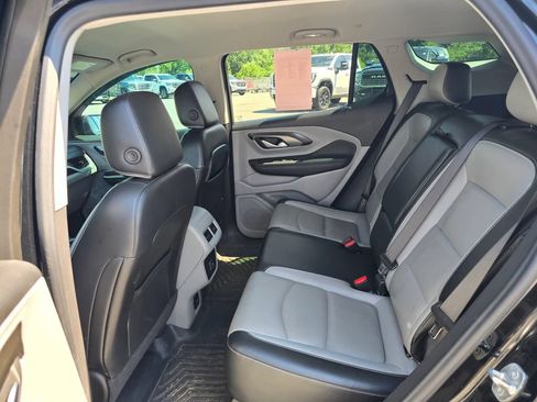 Certified 2022 GMC Terrain SLT AWD/4WD image 10