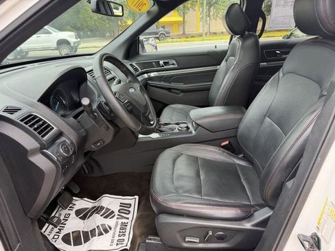Used 2017 Ford Explorer Sport w/ Equipment Group 401A AWD/4WD image 11