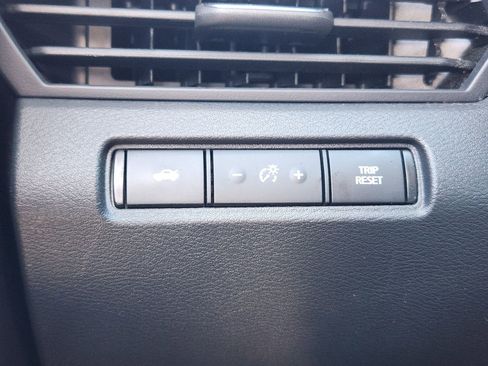 Used 2025 Nissan Altima 2.5 SR image 25