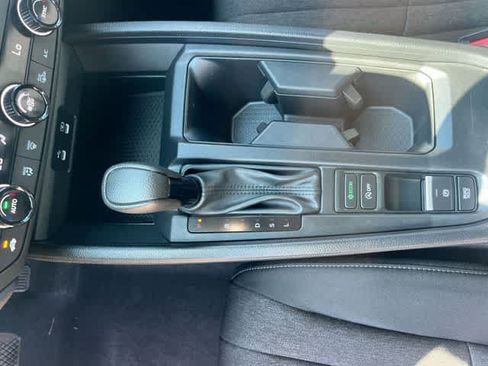 Certified 2025 Honda Accord SE image 16