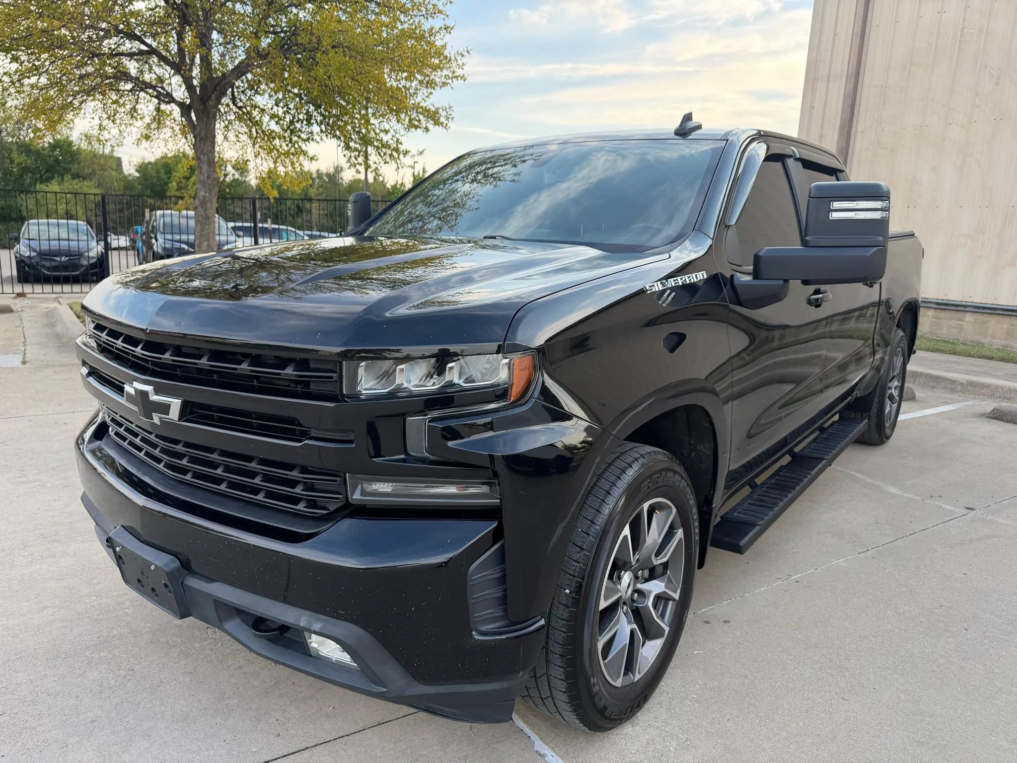 Used 2019 Chevrolet Silverado 1500 RST w/ All-Star Edition RWD image 2