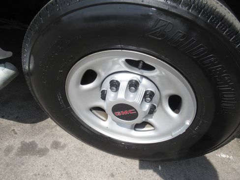 Used 2025 GMC Savana 2500 w/ Driver Convenience Package RWD image 12