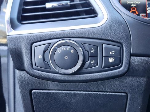 Used 2022 Ford Edge ST w/ Equipment Group 401A image 24