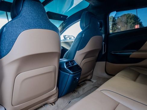 Used 2023 Lucid Air Touring image 19