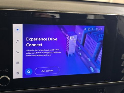 Certified 2025 Toyota Camry LE image 3