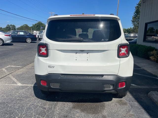 Used 2016 Jeep Renegade Latitude w/ Cold Weather Group AWD/4WD image 7