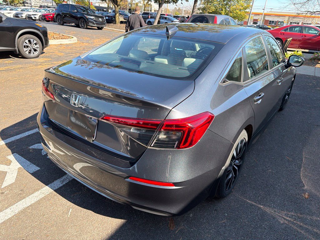 Used 2024 Honda Civic EX image 7