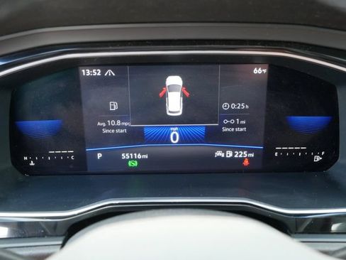 Certified 2022 Volkswagen Jetta SE FWD image 27