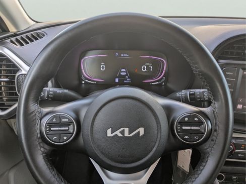 Used 2023 Kia Soul LX w/ Option Group 015 FWD image 24