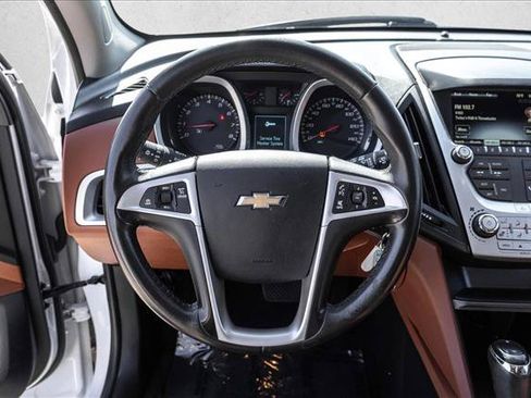 Used 2016 Chevrolet Equinox LTZ w/ Enhanced Convenience Package AWD/4WD image 13