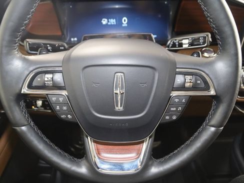 Used 2023 Lincoln Navigator Reserve image 41