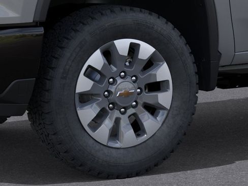Used 2025 Chevrolet Silverado 2500 Custom w/ Z71 Off-Road Package AWD/4WD image 34