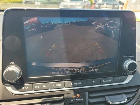 Certified 2023 Nissan Altima 2.5 SV FWD image 21