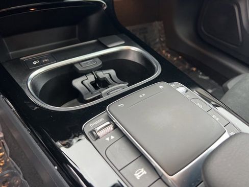 Used 2023 Mercedes-Benz CLA 250 4MATIC image 30
