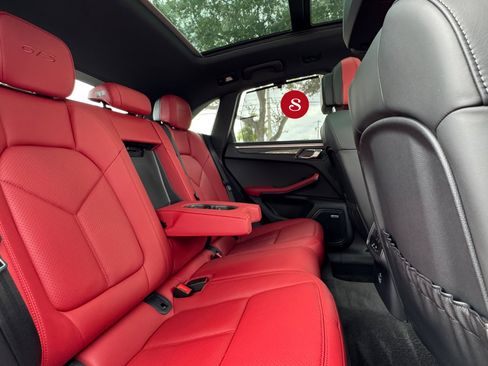 Used 2021 Porsche Macan GTS AWD/4WD image 22