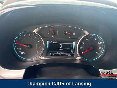 Used 2019 Chevrolet Traverse Premier w/ Driver Confidence II Package FWD image 21