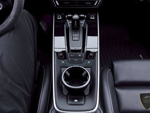Used 2021 Porsche 911 Turbo S AWD/4WD image 70