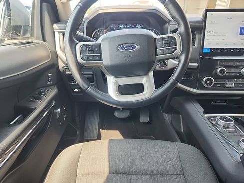 Certified 2024 Ford Expedition Max XLT AWD/4WD image 9