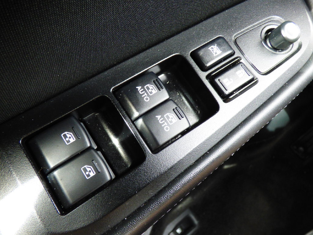 Used 2015 Subaru Legacy 2.5i Premium w/ Popular Package #2 AWD/4WD image 29