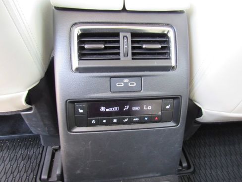 Used 2024 MAZDA CX-90 3.3 Turbo w/ Premium Plus Pkg AWD/4WD image 19