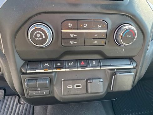 Used 2023 Chevrolet Silverado 1500 Custom AWD/4WD image 18