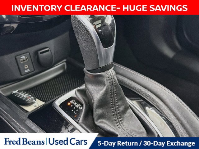 Certified 2017 Nissan Rogue SL w/ SL Premium Package AWD/4WD image 24