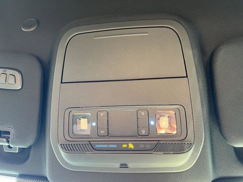 New 2026 Ford Explorer Platinum image 39